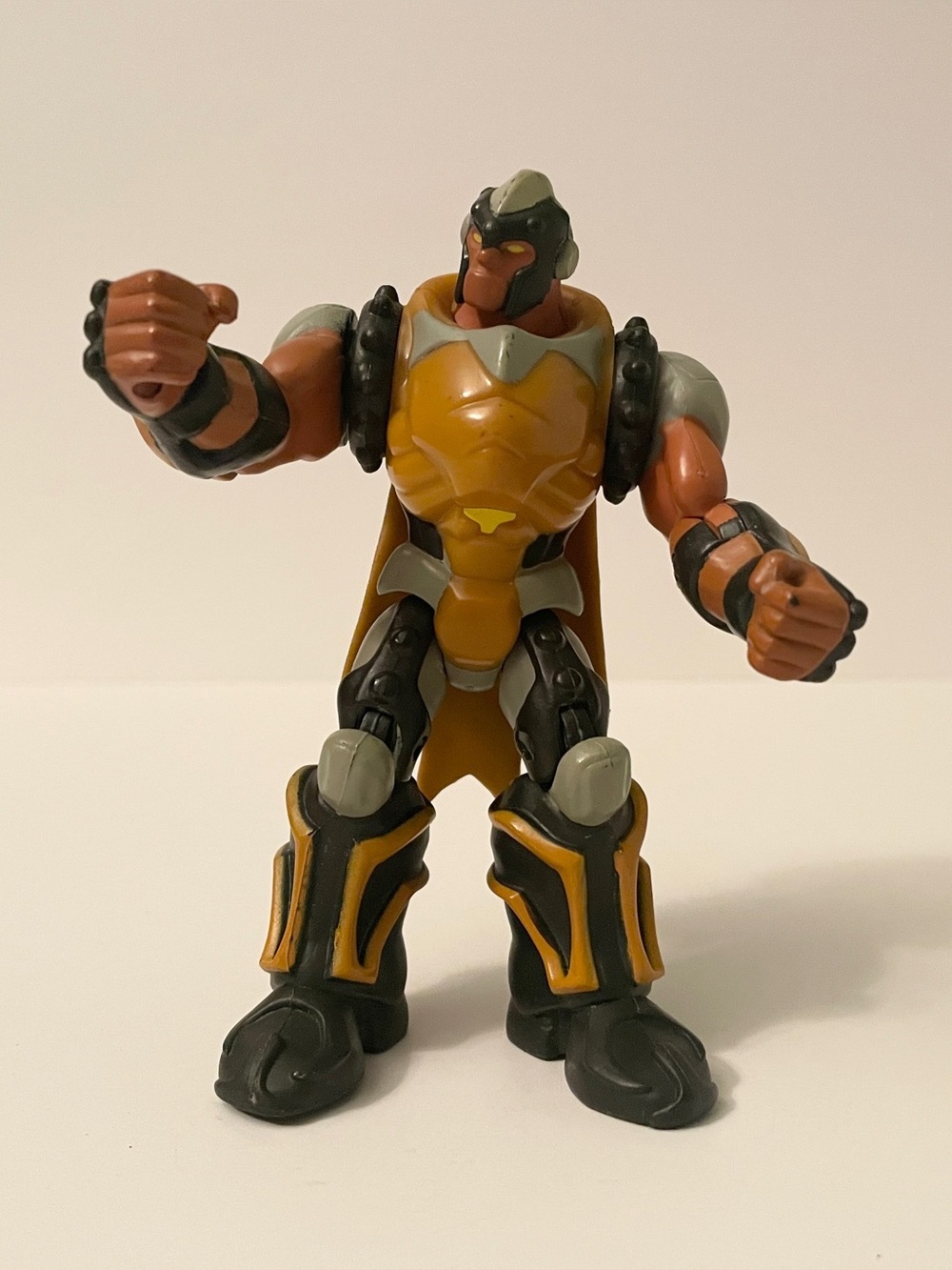 Gormiti 2018 Lord Titano Rock Action Figure